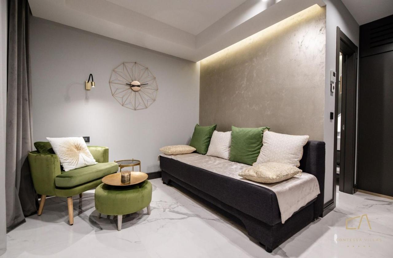 Luxury Apartments In Villa Curiera Malinska Buitenkant foto